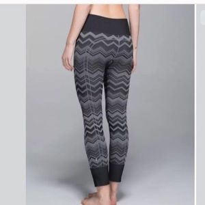 Lululemon Ebb to Street Zig Zag Print Leggings
